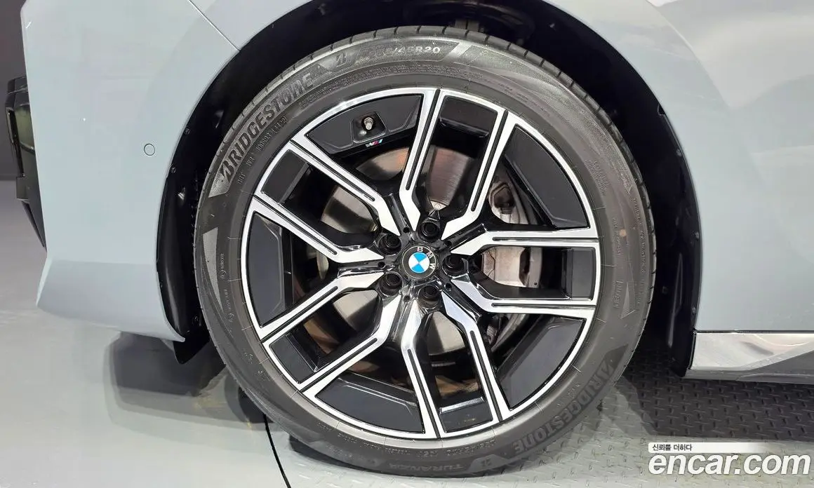 BMW 7 серия 2023 3.0 автомат (гидро), фото 19 BMW 7 серия 2023 3.0 автомат (гидро), фото 19