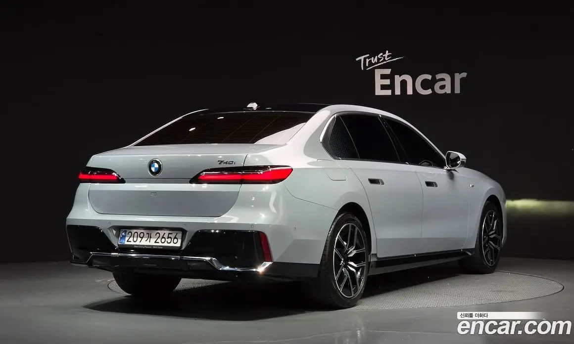 BMW 7 серия 2023 3.0 автомат (гидро), фото 3 BMW 7 серия 2023 3.0 автомат (гидро), фото 3