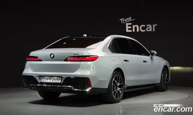 BMW 7 серия 2023 3.0 автомат (гидро), миниатюра 3 BMW 7 серия 2023 3.0 автомат (гидро), миниатюра 3