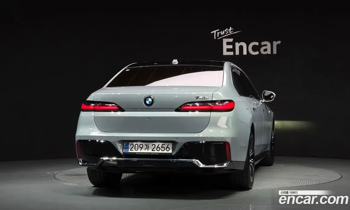 BMW 7 серия 2023 3.0 автомат (гидро), фото 4 BMW 7 серия 2023 3.0 автомат (гидро), фото 4