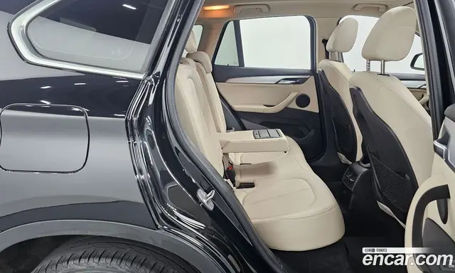 BMW X1 2020 2.0 автомат (гидро), миниатюра 12