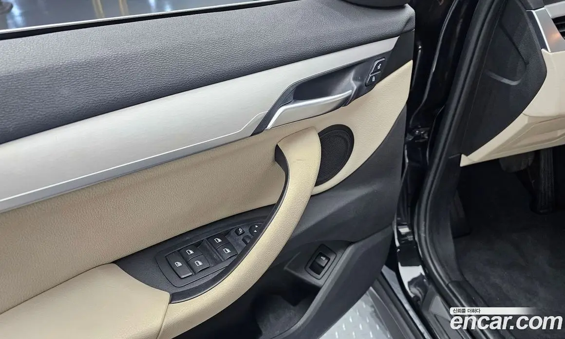 BMW X1 2020 2.0 автомат (гидро), фото 18