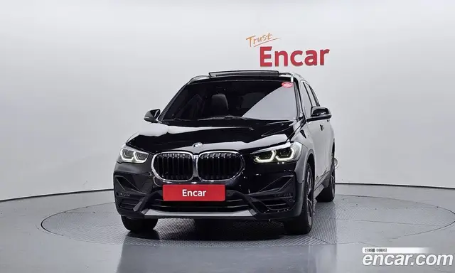 BMW X1 2020 2.0 автомат (гидро), миниатюра 3