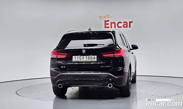 BMW X1 2020 2.0 автомат (гидро), миниатюра 4