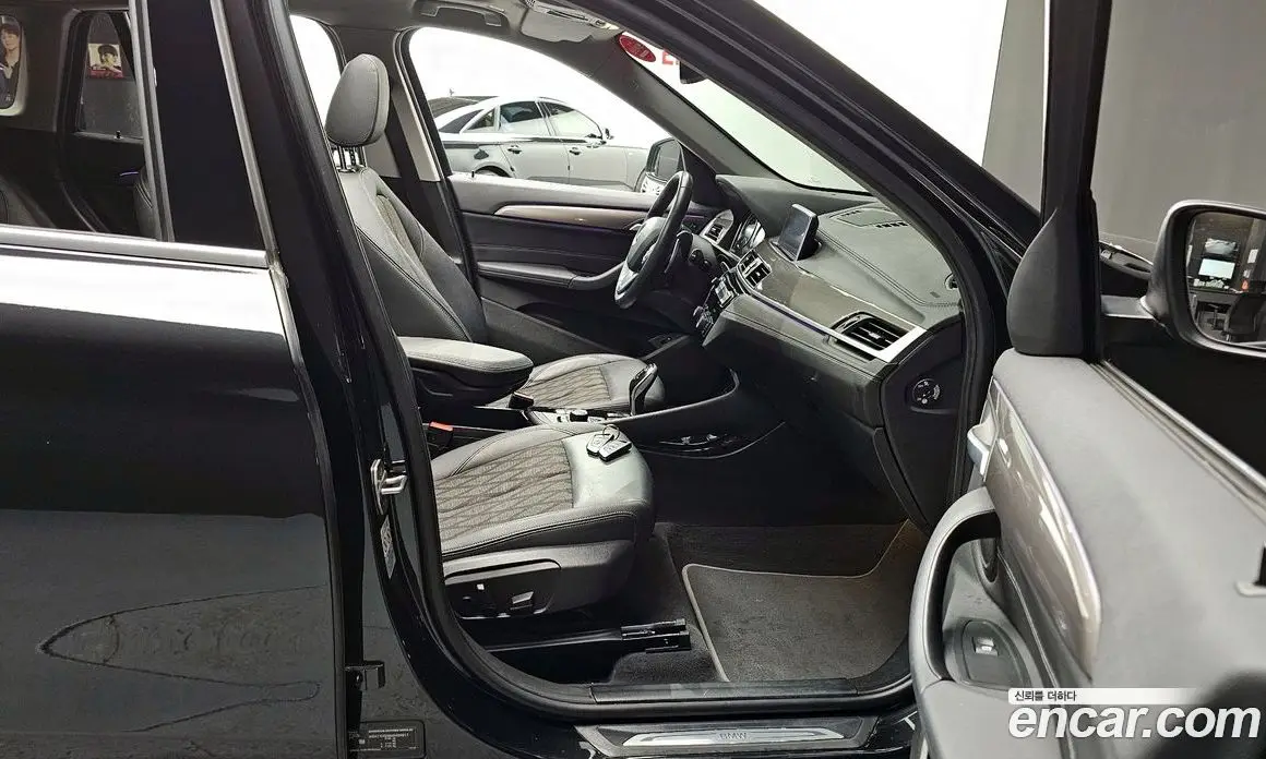BMW X1 2021 2.0 автомат (гидро), фото 11