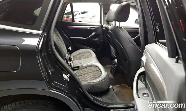 BMW X1 2021 2.0 автомат (гидро), миниатюра 12