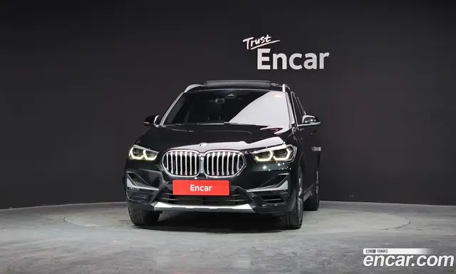 BMW X1 2021 2.0 автомат (гидро), миниатюра 3