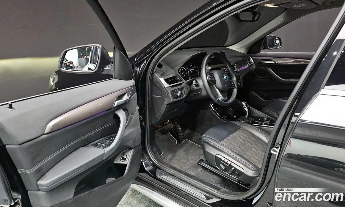 BMW X1 2021 2.0 автомат (гидро), фото 10