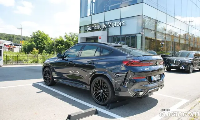 BMW X6 2026 3.0 автомат (гидро), миниатюра 2