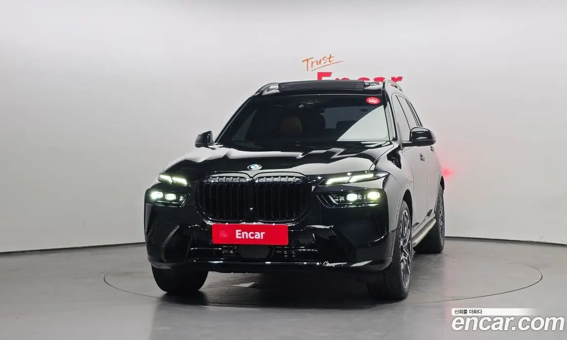 BMW X7 2023 3.0 автомат (гидро), фото 3