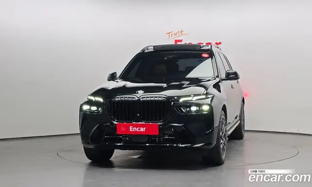 BMW X7 2023 3.0 автомат (гидро), миниатюра 3