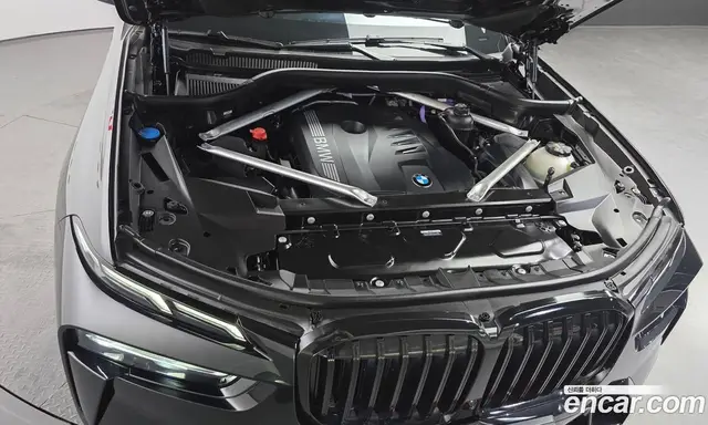 BMW X7 2023 3.0 автомат (гидро), миниатюра 6