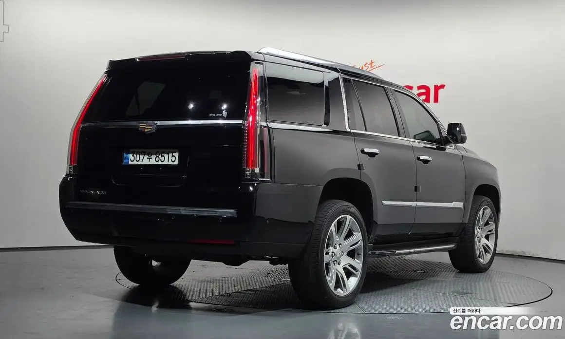 Cadillac Escalade 2018 6.2 автомат (гидро), фото 2 Cadillac Escalade 2018 6.2 автомат (гидро), фото 2