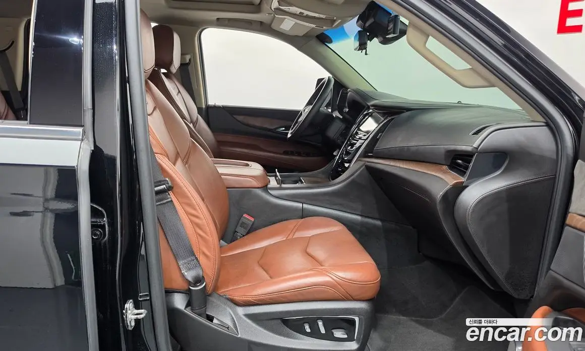 Cadillac Escalade 2018 6.2 автомат (гидро), фото 11 Cadillac Escalade 2018 6.2 автомат (гидро), фото 11