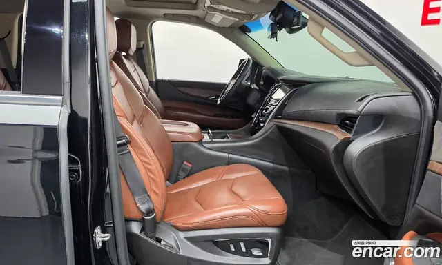 Cadillac Escalade 2018 6.2 автомат (гидро), миниатюра 11 Cadillac Escalade 2018 6.2 автомат (гидро), миниатюра 11