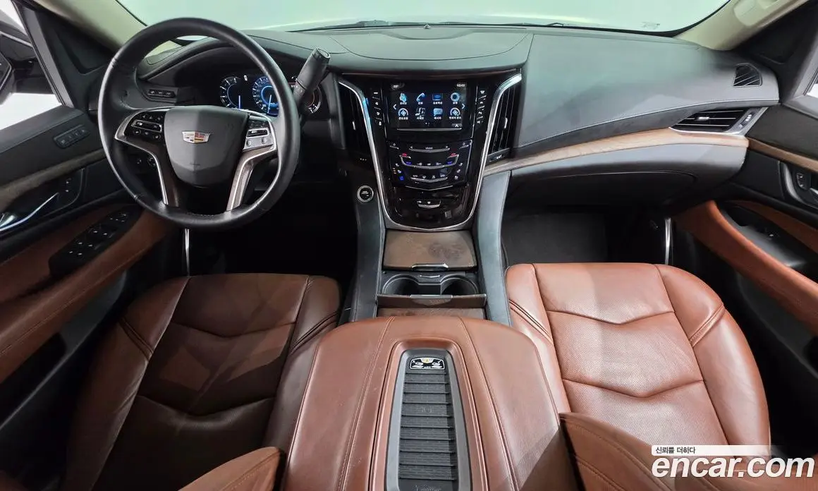Cadillac Escalade 2018 6.2 автомат (гидро), фото 7 Cadillac Escalade 2018 6.2 автомат (гидро), фото 7