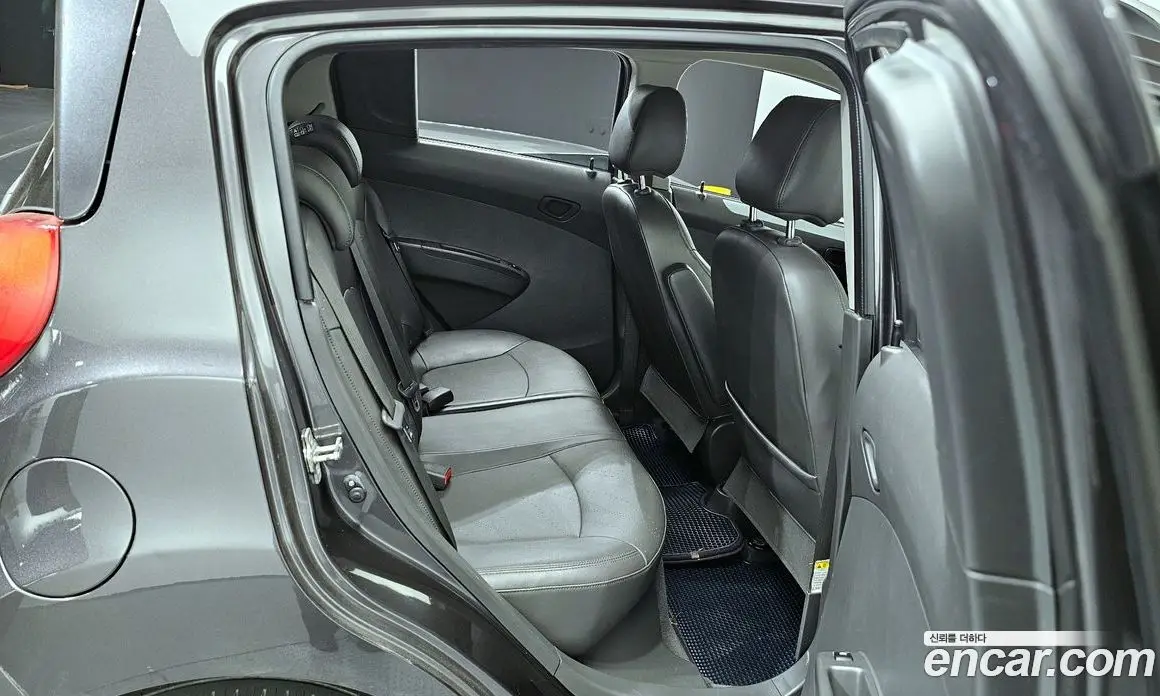 Chevrolet Spark 2014 1.0 автомат (гидро), фото 12