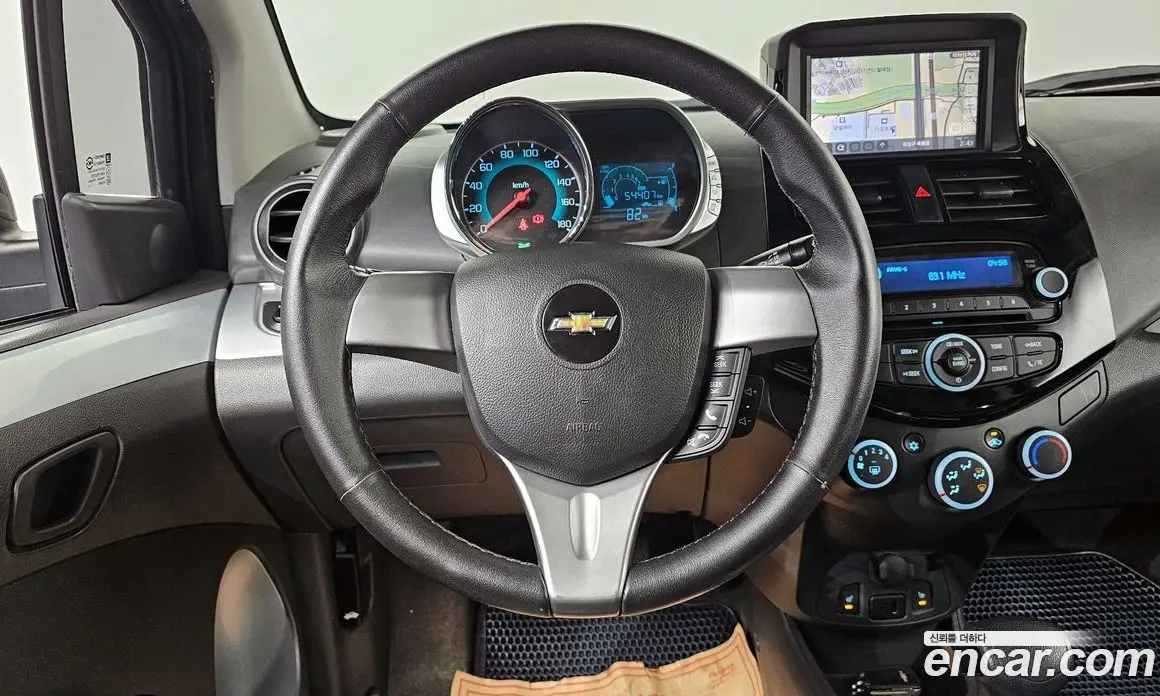 Chevrolet Spark 2014 1.0 автомат (гидро), фото 15