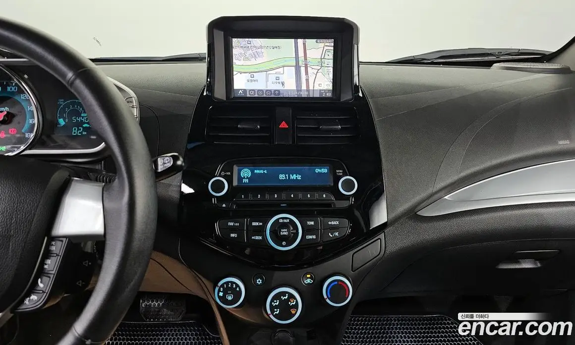 Chevrolet Spark 2014 1.0 автомат (гидро), фото 16