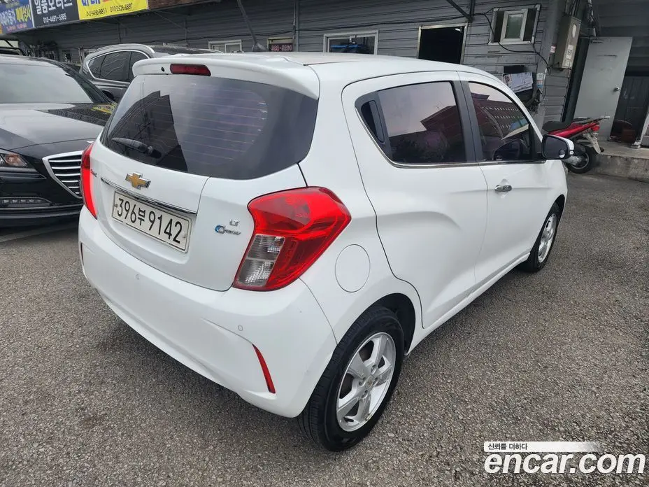 Chevrolet Spark 2016 1.0 автомат (гидро), фото 7