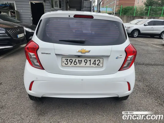 Chevrolet Spark 2016 1.0 автомат (гидро), миниатюра 8