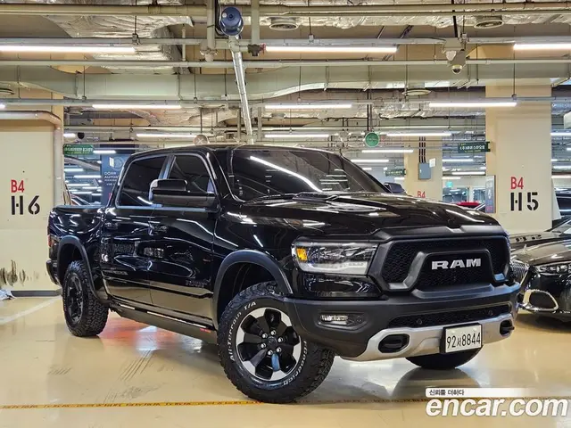 Dodge Ram Pick Up, 2019, 89 500 км