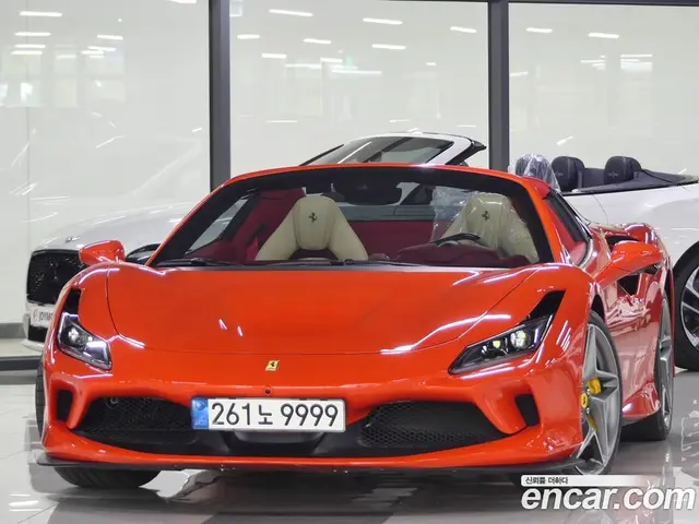 Ferrari F8, 2021, 1 600 км