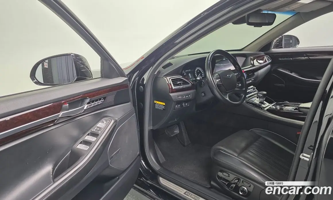Genesis EQ900 2016 3.8 автомат (гидро), фото 12 Genesis EQ900 2016 3.8 автомат (гидро), фото 12