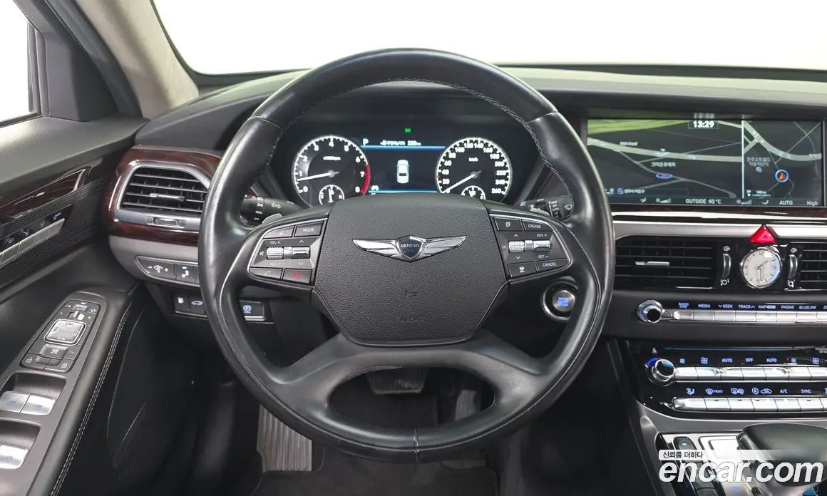 Genesis EQ900 2016 3.8 автомат (гидро), фото 13 Genesis EQ900 2016 3.8 автомат (гидро), фото 13