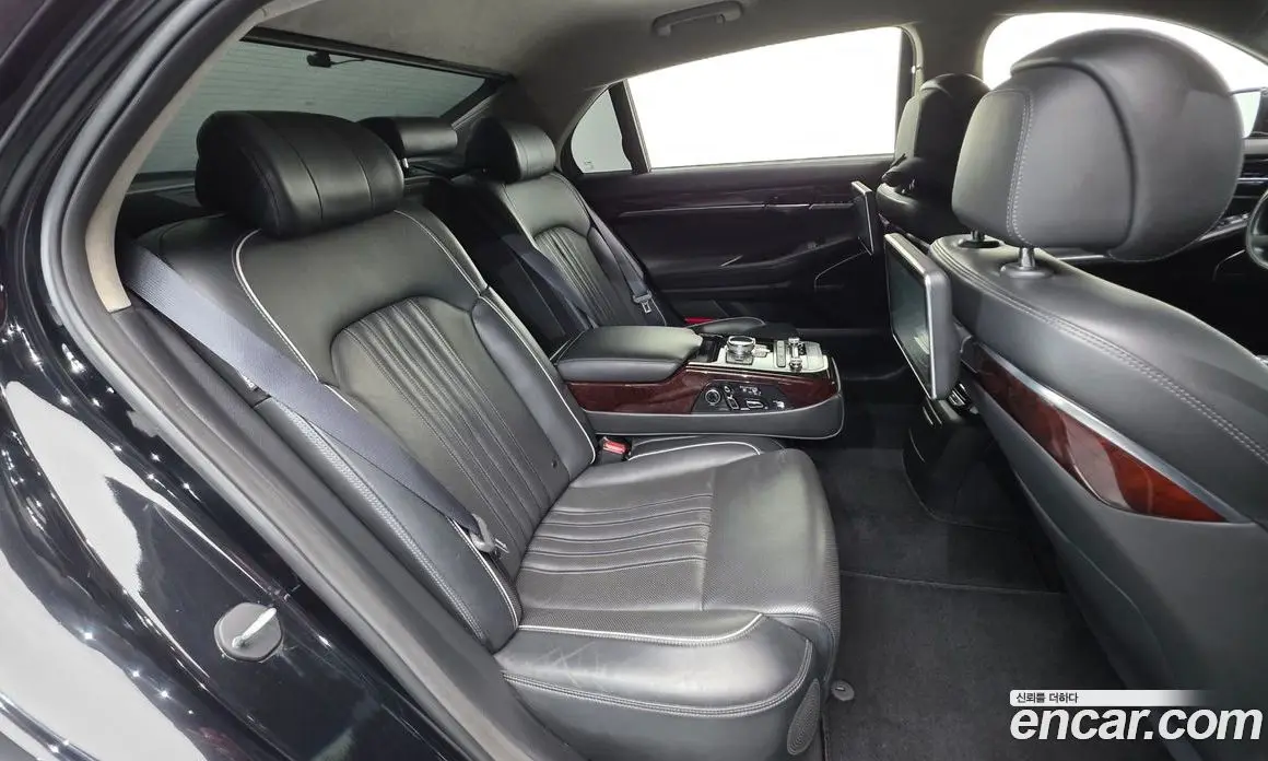 Genesis EQ900 2016 3.8 автомат (гидро), фото 19 Genesis EQ900 2016 3.8 автомат (гидро), фото 19