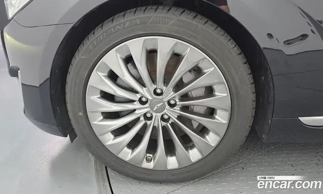Genesis EQ900 2016 3.8 автомат (гидро), миниатюра 5 Genesis EQ900 2016 3.8 автомат (гидро), миниатюра 5