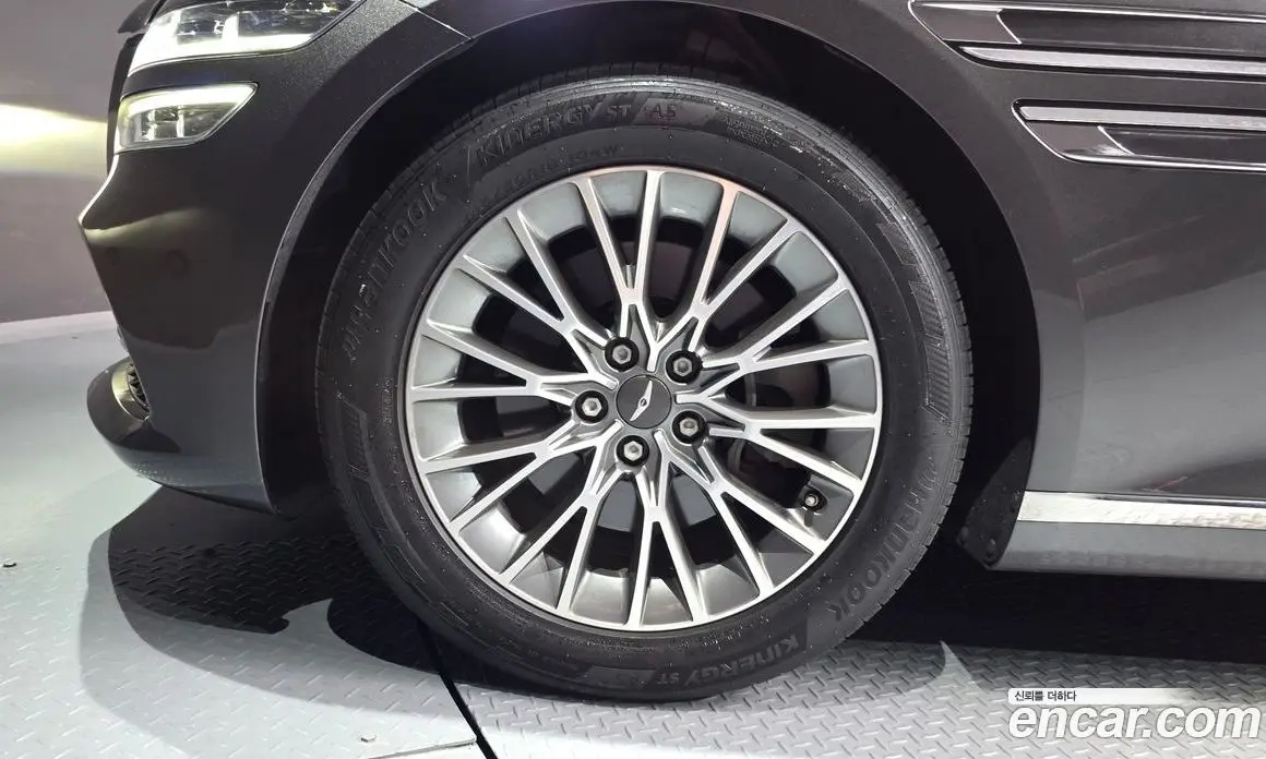 Genesis G80 2022 2.5 автомат (гидро), фото 5 Genesis G80 2022 2.5 автомат (гидро), фото 5