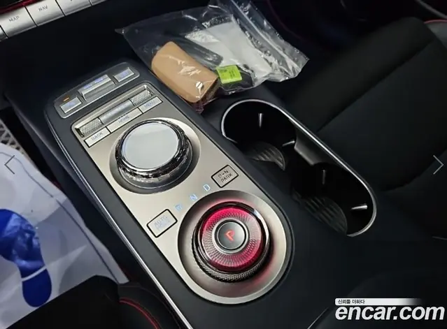 Genesis GV70 2024 2.5 автомат (гидро), миниатюра 8 Genesis GV70 2024 2.5 автомат (гидро), миниатюра 8