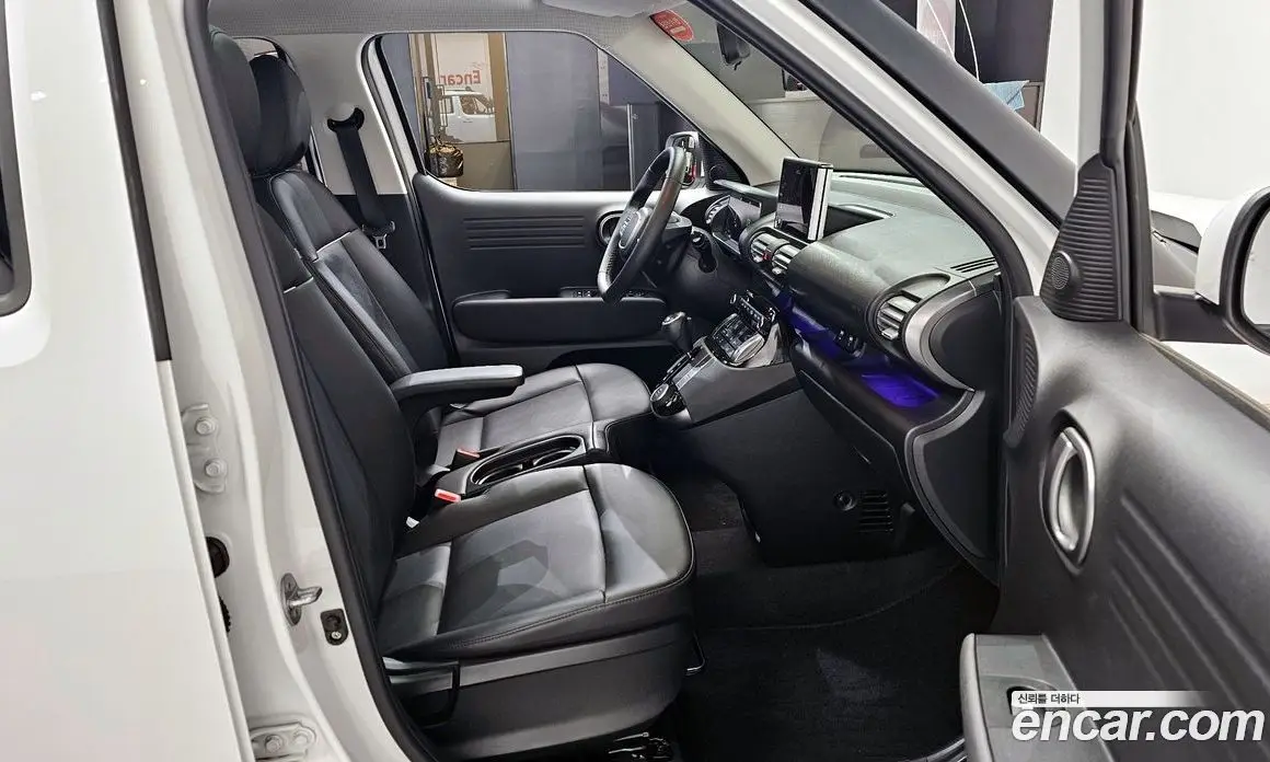 Hyundai Casper 2022 1.0 автомат (гидро), фото 10