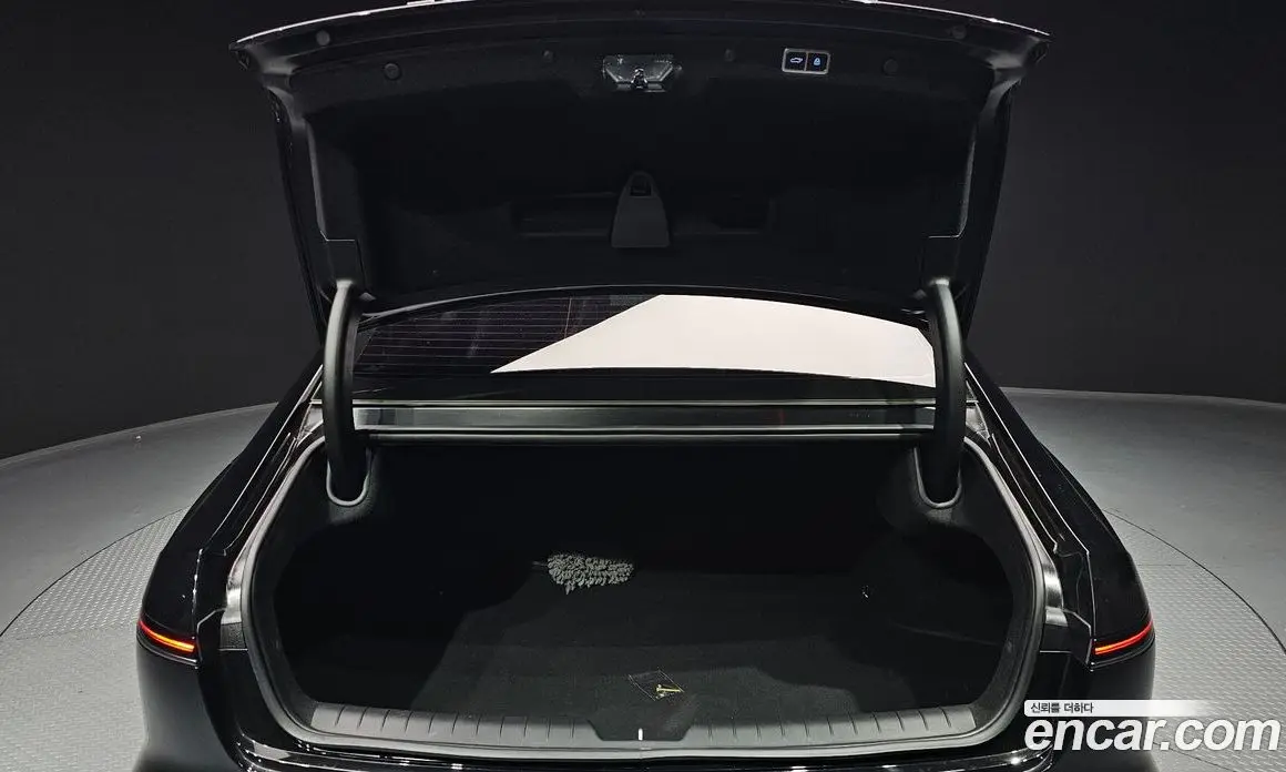 Hyundai Grandeur 2023 2.5 автомат (гидро), фото 20