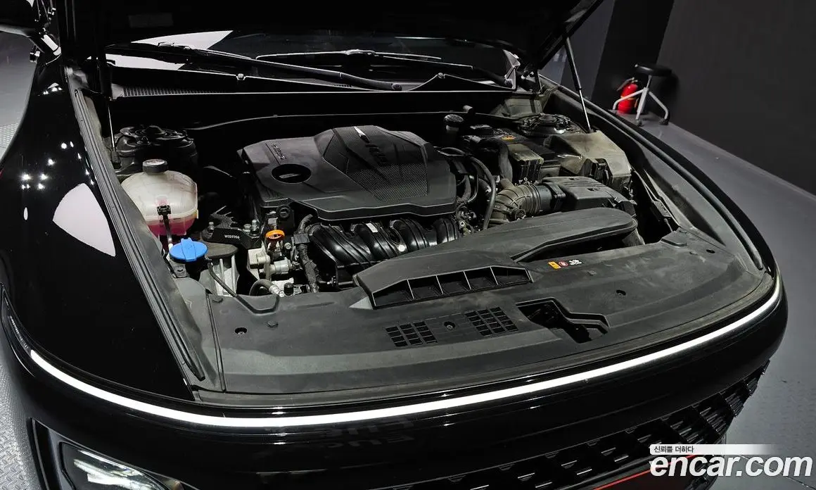 Hyundai Grandeur 2023 2.5 автомат (гидро), фото 6