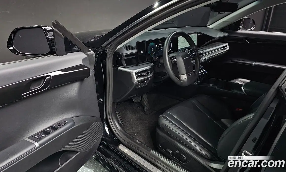 Hyundai Grandeur 2023 2.5 автомат (гидро), фото 10