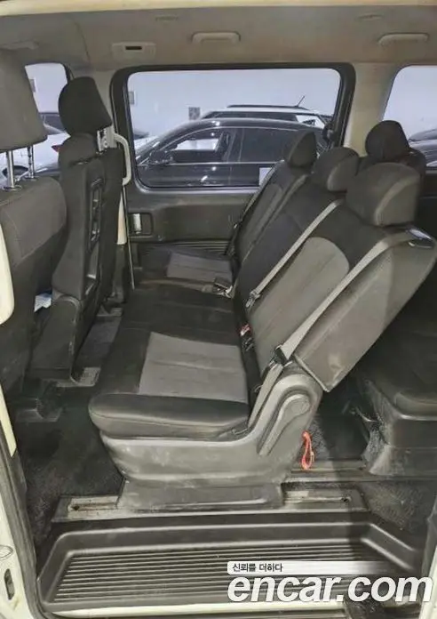 Hyundai Staria 2023 2.2 автомат (гидро), фото 11