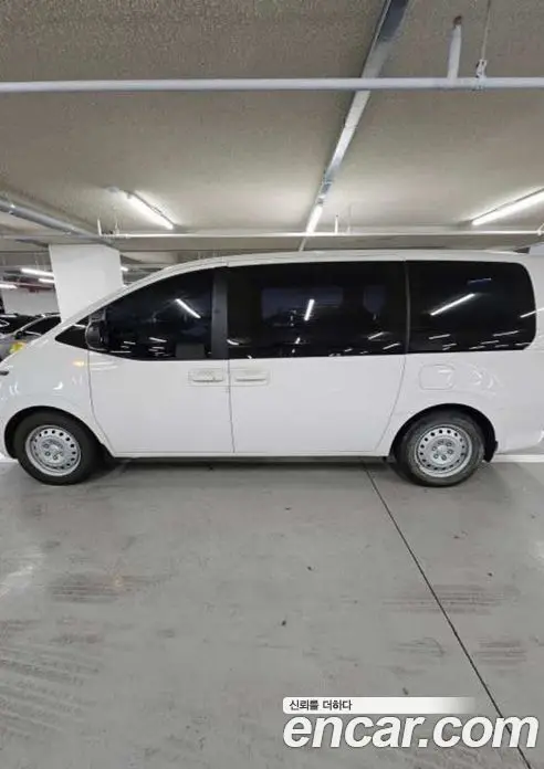 Hyundai Staria 2023 2.2 автомат (гидро), миниатюра 5