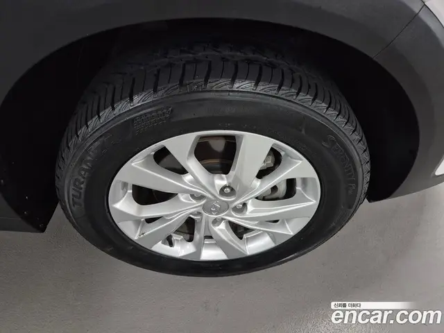 Hyundai Tucson 2019 2.0 автомат (гидро), миниатюра 6