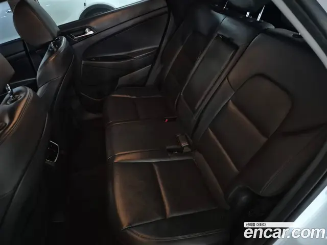 Hyundai Tucson 2019 2.0 автомат (гидро), миниатюра 9