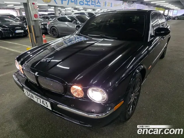 Jaguar XJ-8, 2005, 192 950 км