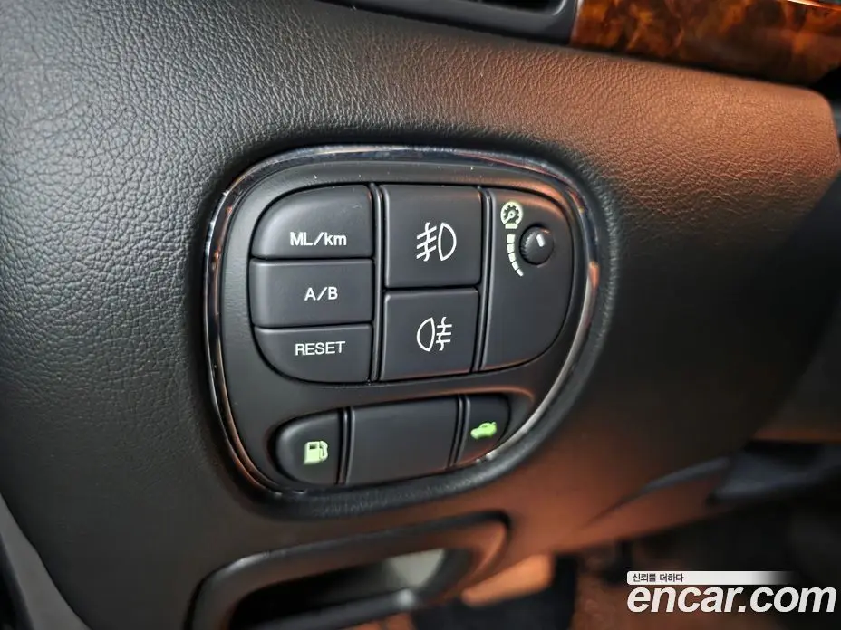 Jaguar XJ-8 2005 3.6 автомат (гидро), фото 16 Jaguar XJ-8 2005 3.6 автомат (гидро), фото 16