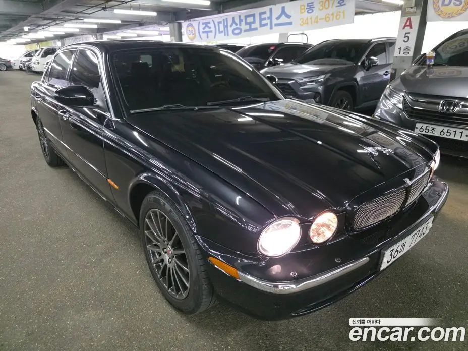 Jaguar XJ-8 2005 3.6 автомат (гидро), фото 3 Jaguar XJ-8 2005 3.6 автомат (гидро), фото 3