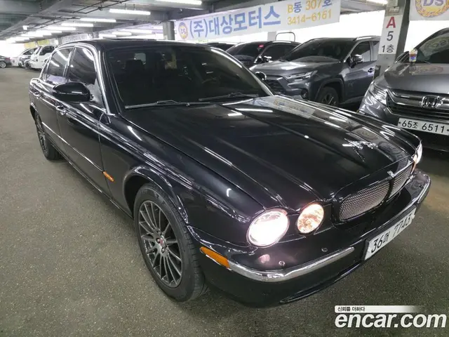 Jaguar XJ-8 2005 3.6 автомат (гидро), миниатюра 3 Jaguar XJ-8 2005 3.6 автомат (гидро), миниатюра 3