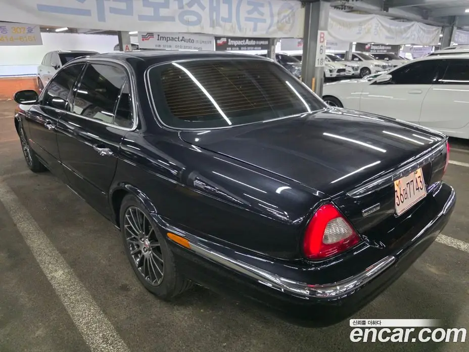 Jaguar XJ-8 2005 3.6 автомат (гидро), фото 4 Jaguar XJ-8 2005 3.6 автомат (гидро), фото 4