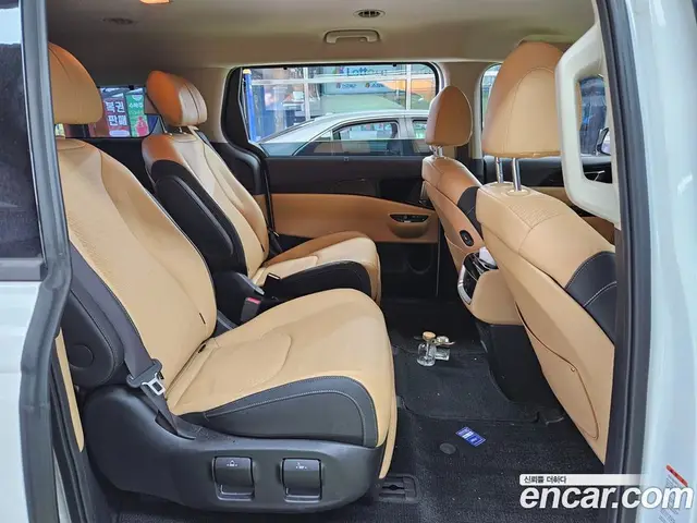 Kia Carnival 2023 3.5 автомат (гидро), миниатюра 11 Kia Carnival 2023 3.5 автомат (гидро), миниатюра 11