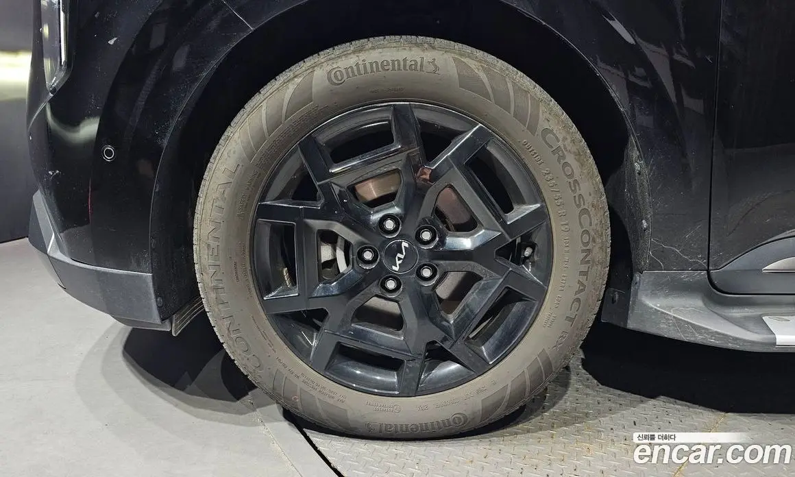 Kia Carnival 2024 1.6 автомат (гидро), фото 5