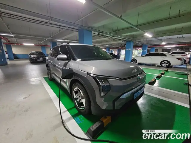 Kia EV3 2026 1.0 автомат (гидро), миниатюра 2 Kia EV3 2026 1.0 автомат (гидро), миниатюра 2