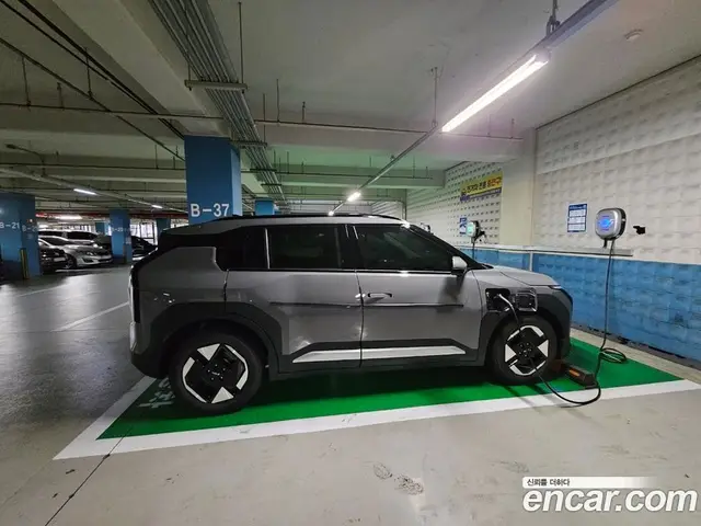 Kia EV3 2026 1.0 автомат (гидро), миниатюра 4 Kia EV3 2026 1.0 автомат (гидро), миниатюра 4